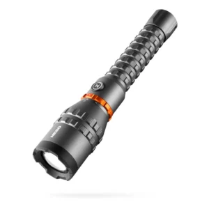 Linterna NEBO Davinci 8000 lúmenes recargable con zoom ajustable.